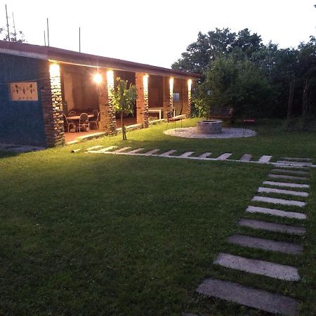 ホテル Omsi House テラヴィ エクステリア 写真