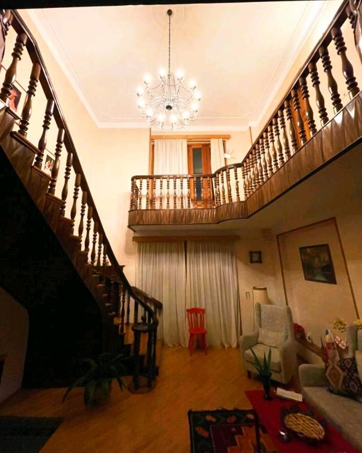 ホテル Omsi House テラヴィ エクステリア 写真