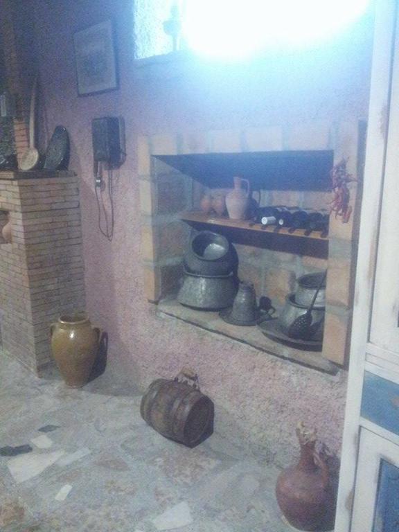 ホテル Omsi House テラヴィ エクステリア 写真