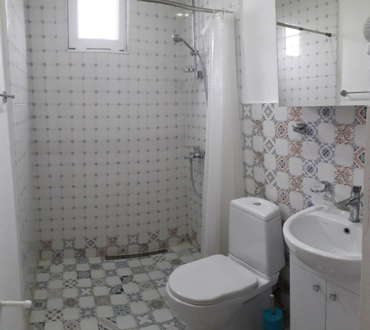 ホテル Omsi House テラヴィ エクステリア 写真